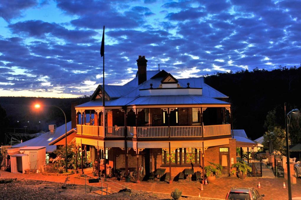 Mundaring Weir Hotel Eksteriør billede