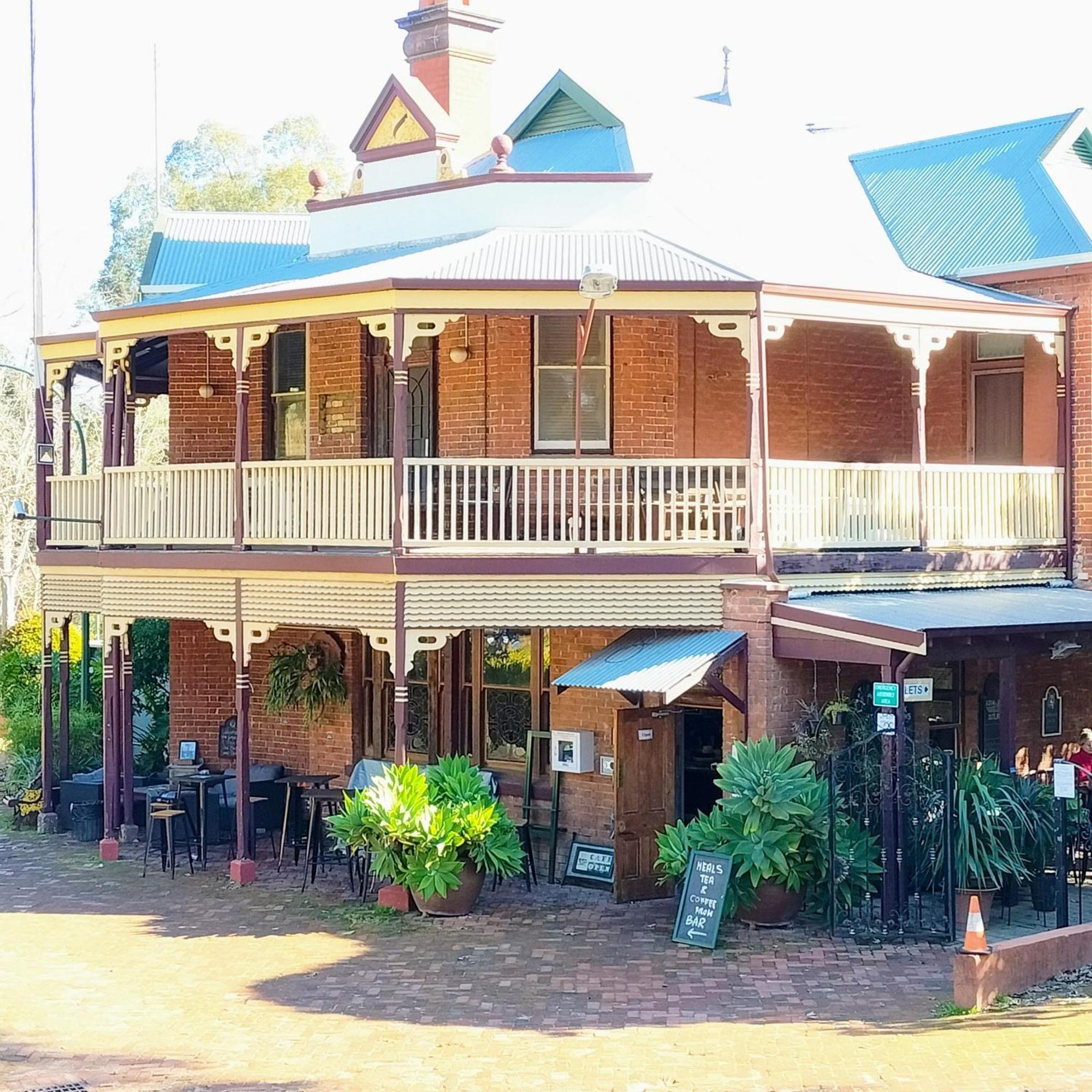 Mundaring Weir Hotel Eksteriør billede